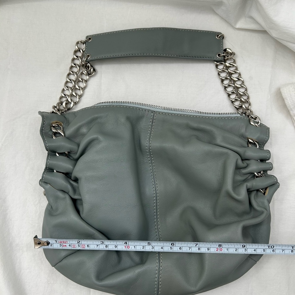 Desmo leather small shoulder Bag in grey with a silver-tone strap
